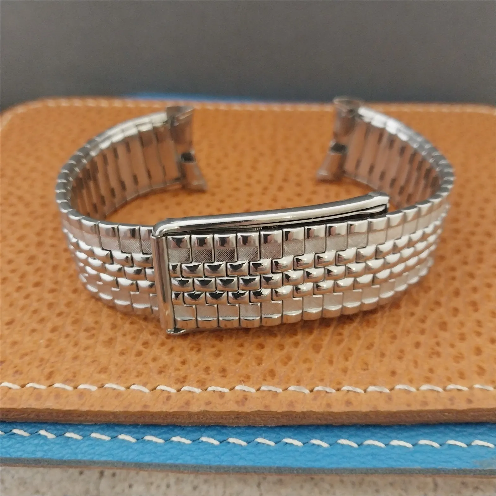 18mm 19mm Stainless Steel Kestenmade USA nos 1950s Classic Vintage Watch Band