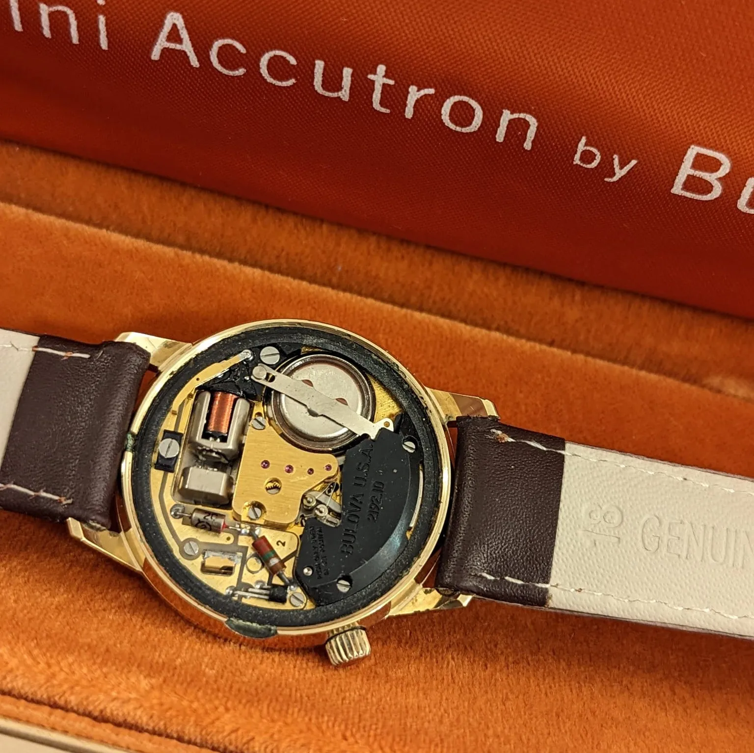 1976 BULOVA Accutron Calendar Watch Tunning Fork 2192.10 Wristwatch