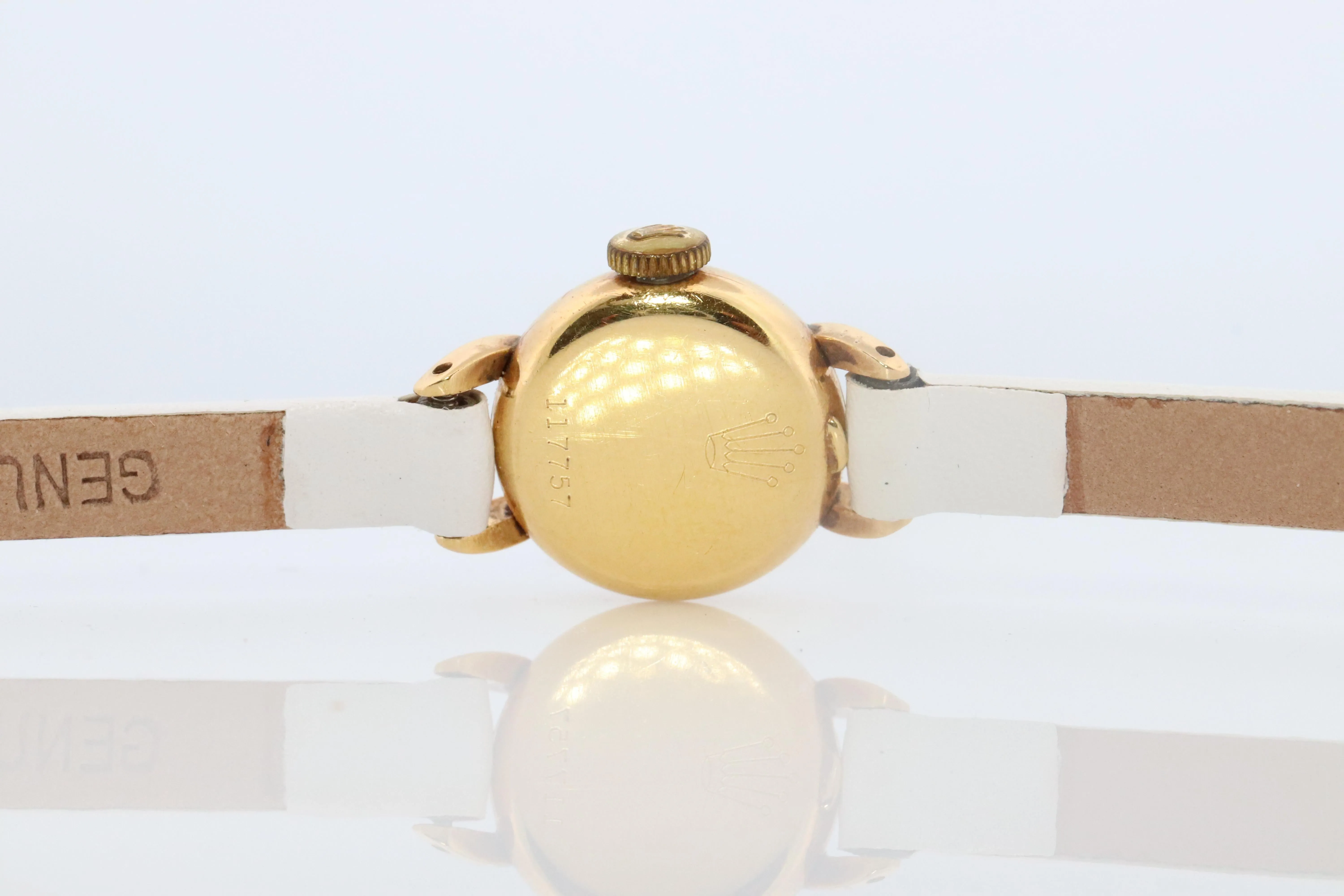 Genuine 18k Rolex Precision Watch. 18k YG Ladies 9127 Dainty 1940s Ladies Rolex