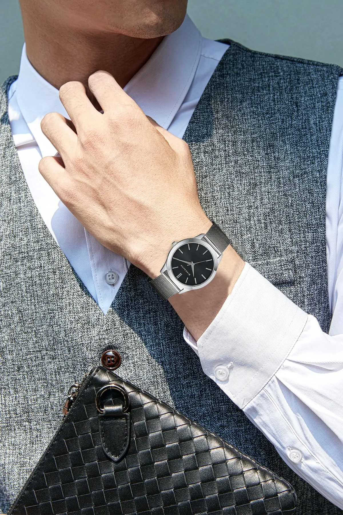 Giordano Analog Wrist Watch for Man with Color Variant |Classy Wired Mesh Band - A1051