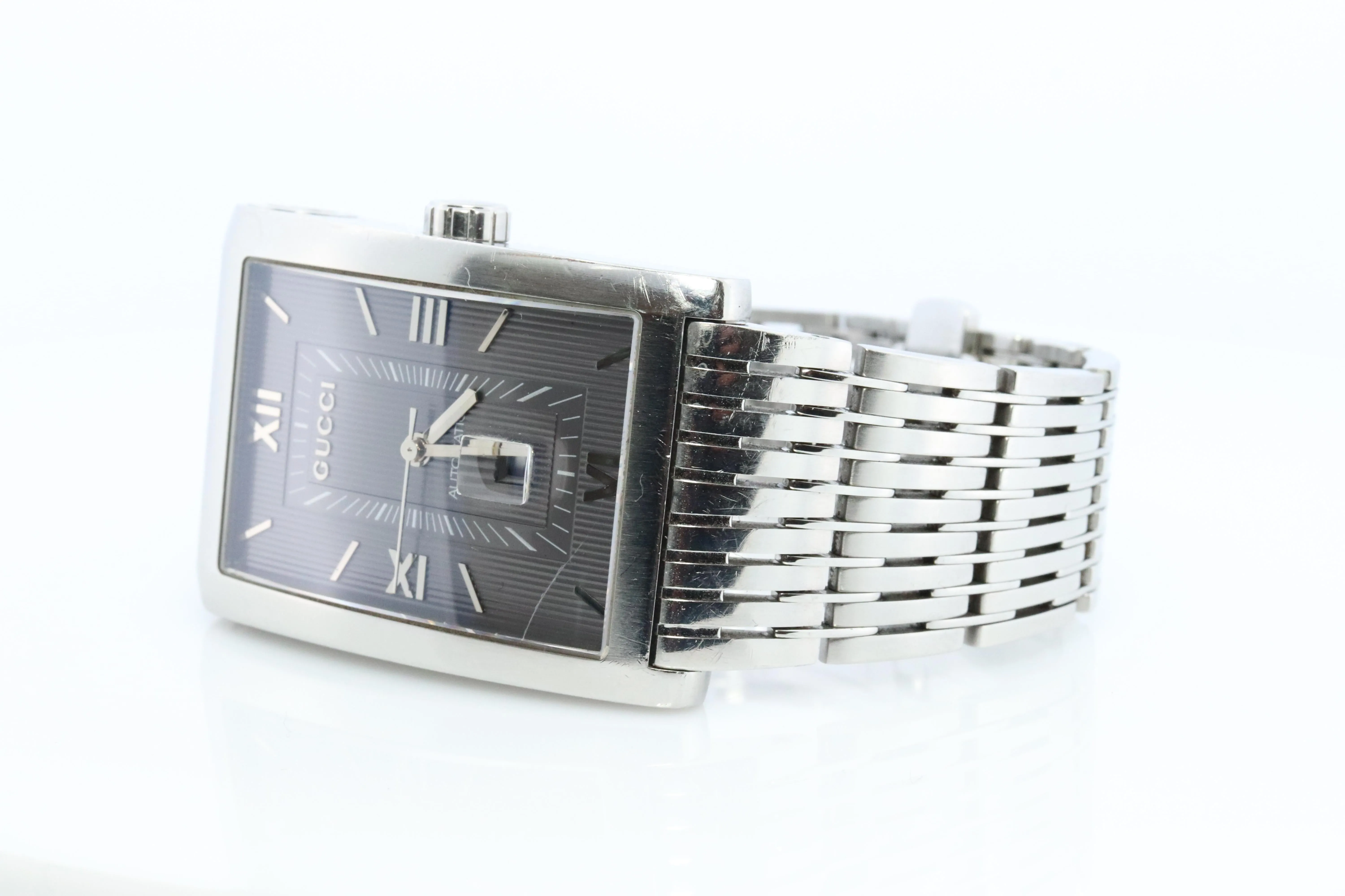 Gucci Watch. Gucci G Metro. Gucci 8600M Automatic Mens Large Tank wrist Watch