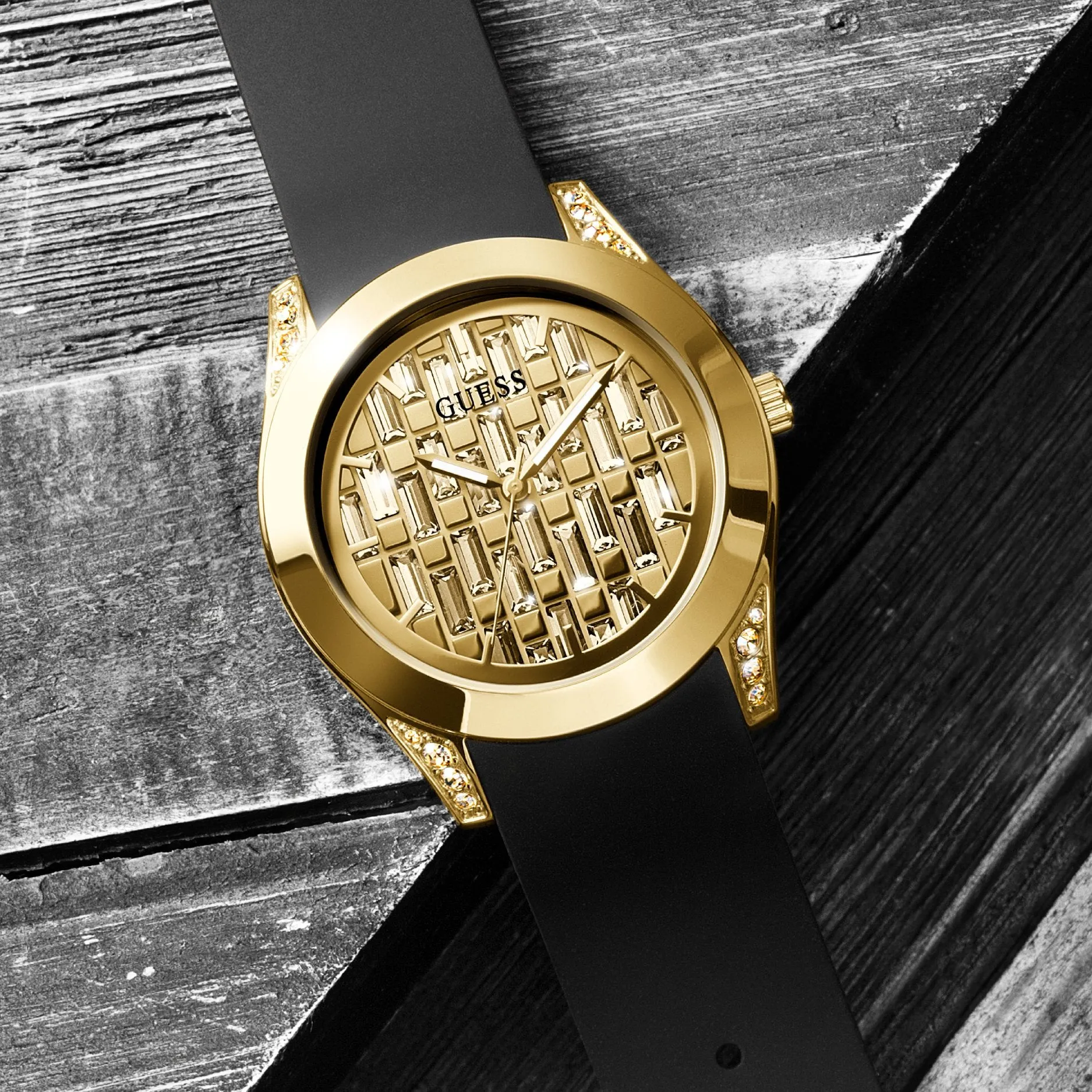 GUESS GW0109L1