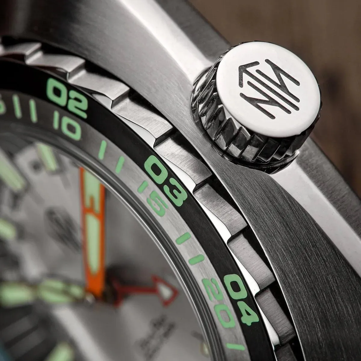 NTH DevilRay GMT Dive Watch - Date - White LIKE NEW