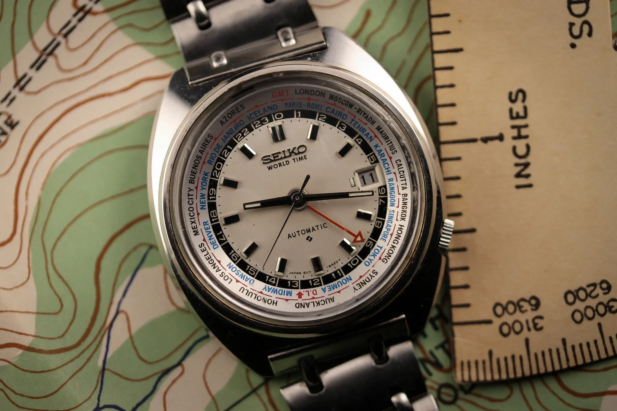 Seiko 6117-6049 World Time - White Dial