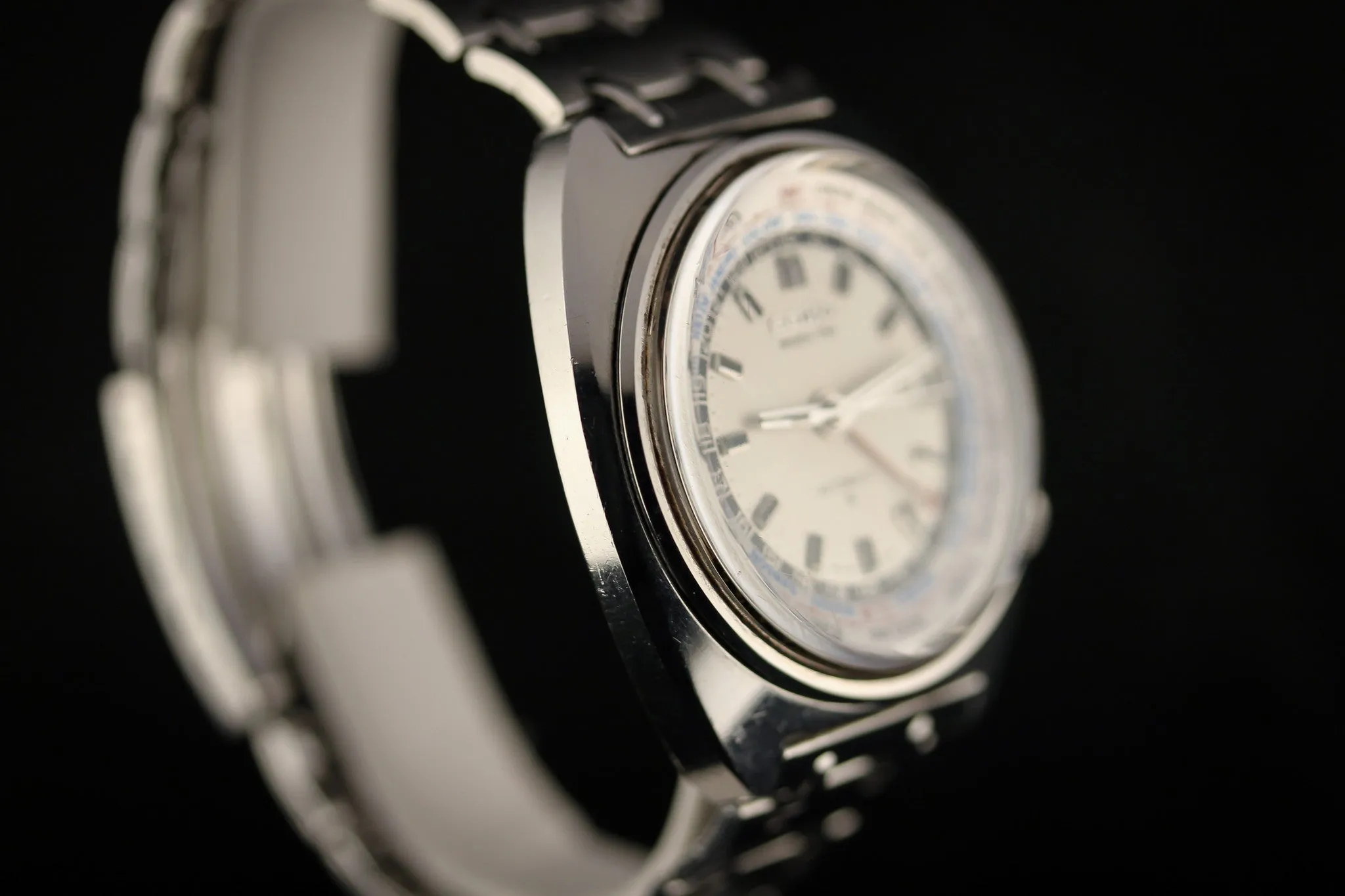 Seiko 6117-6049 World Time - White Dial