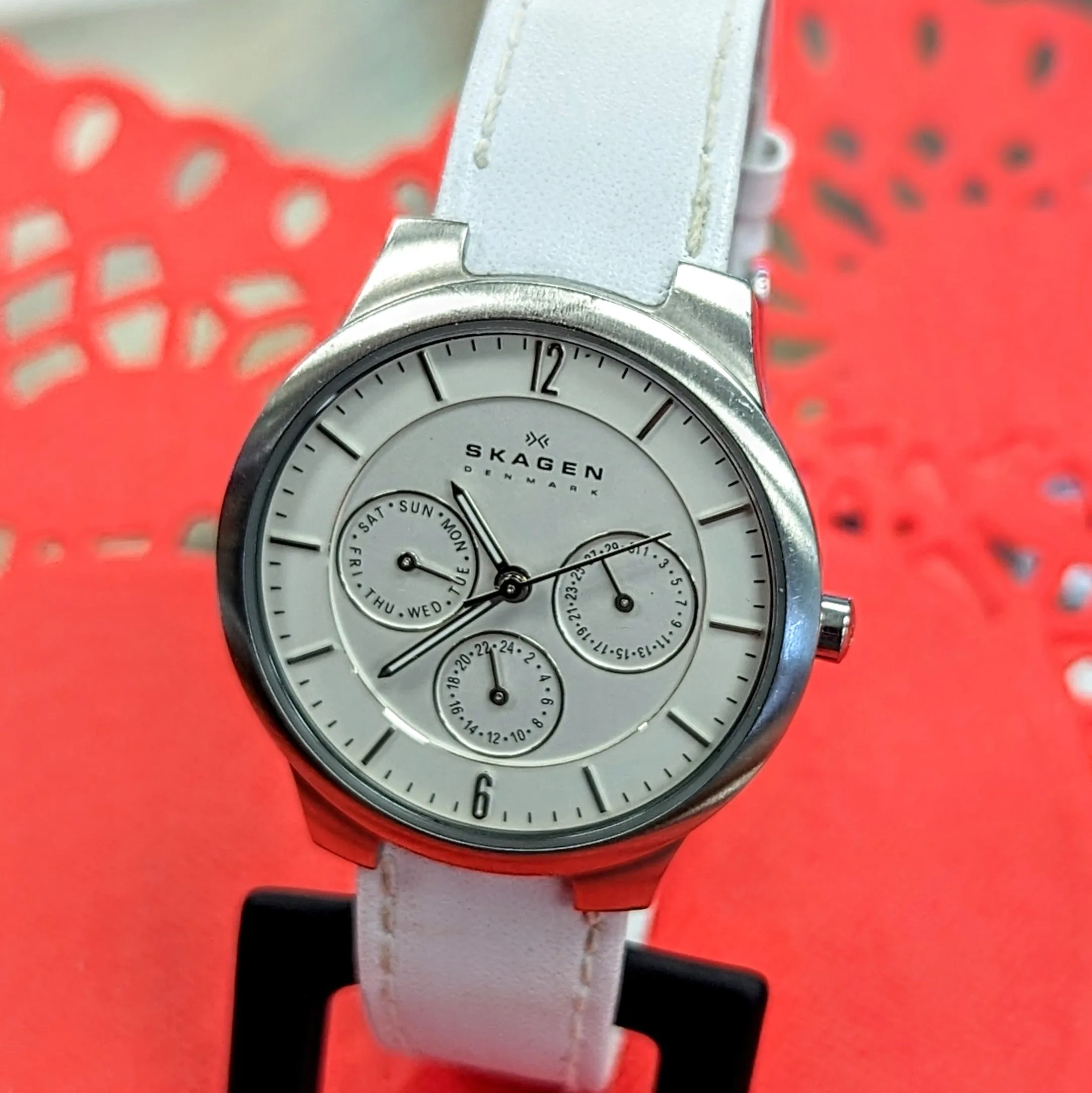 SKAGEN Denmark Slim Wristwatch Ref. 331LSL1 Date/Day Indicator 36mm Wristwatch- ALL S.S.