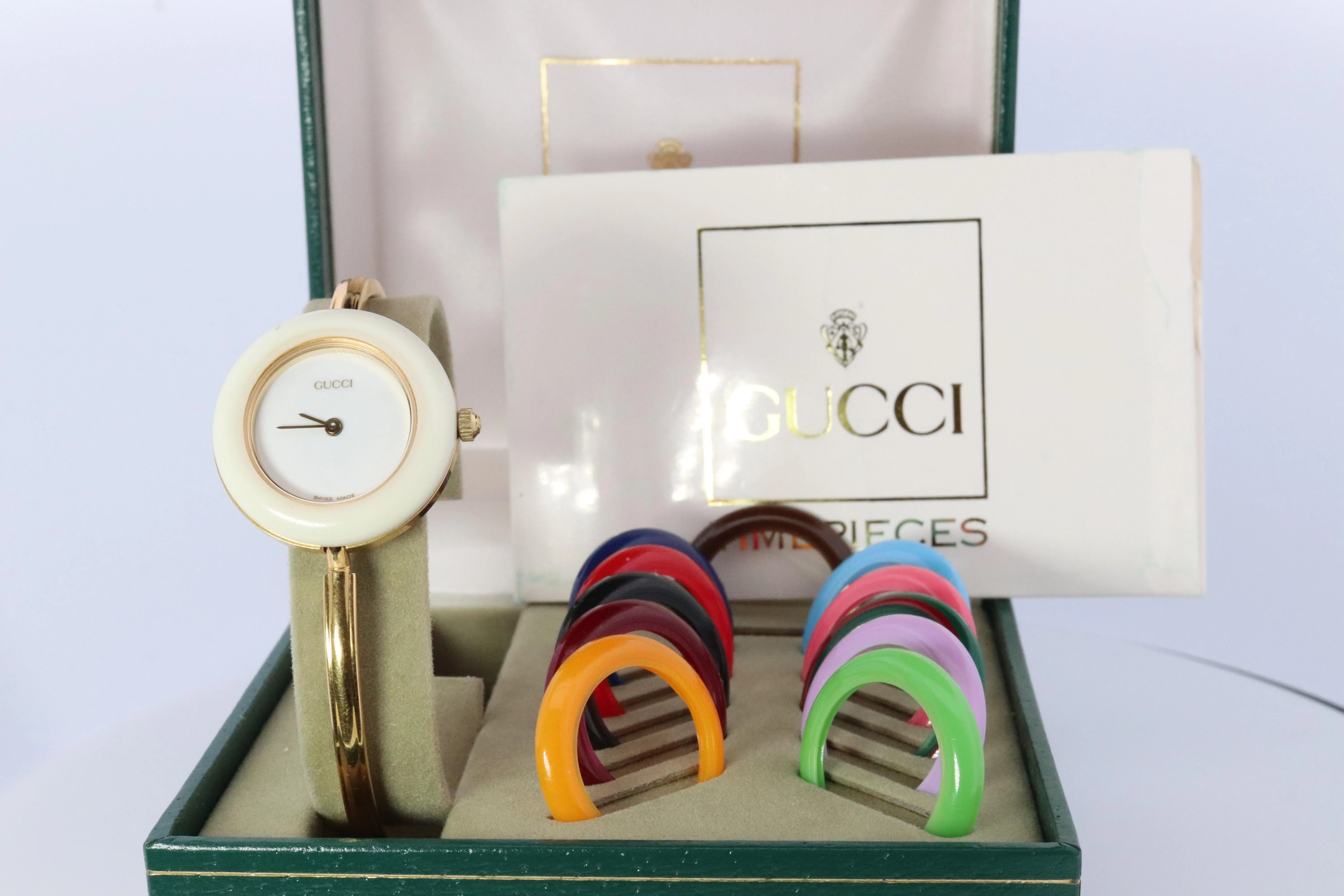Vintage GUCCI Quartz 11/12.2  Watch. Gucci Ladies Bangle Interchange Bezel watch